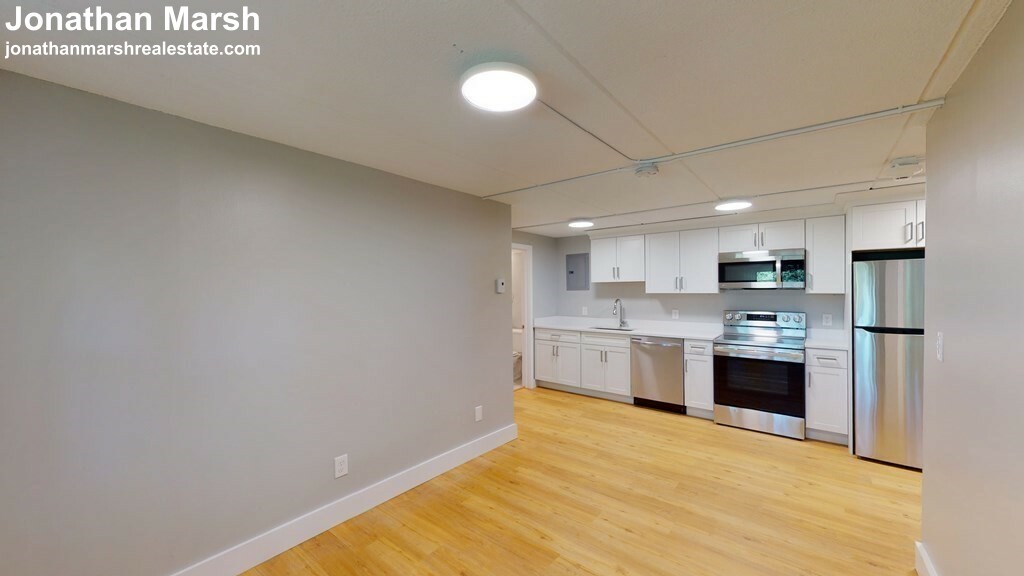 89 Woodrow Ave, Dorchester