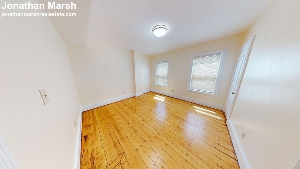 8 Draper St, Dorchester