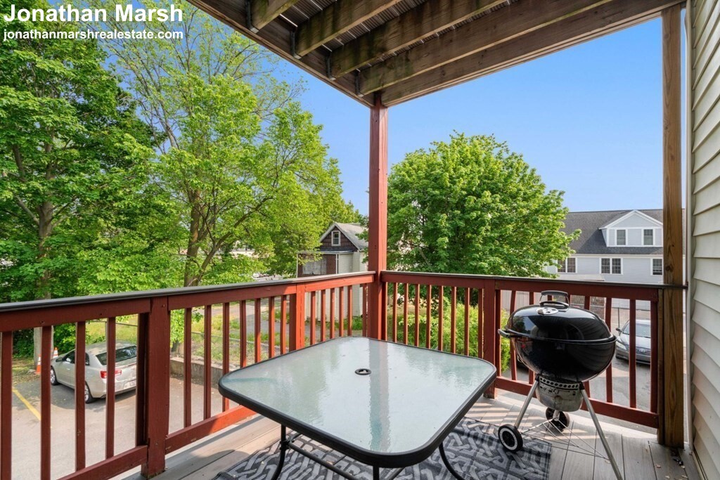 176 Magnolia St, Dorchester