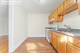 11 Victory Rd, Dorchester