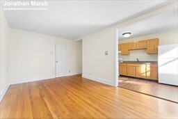 11 Victory Rd, Dorchester