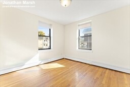 11 Victory Rd, Dorchester