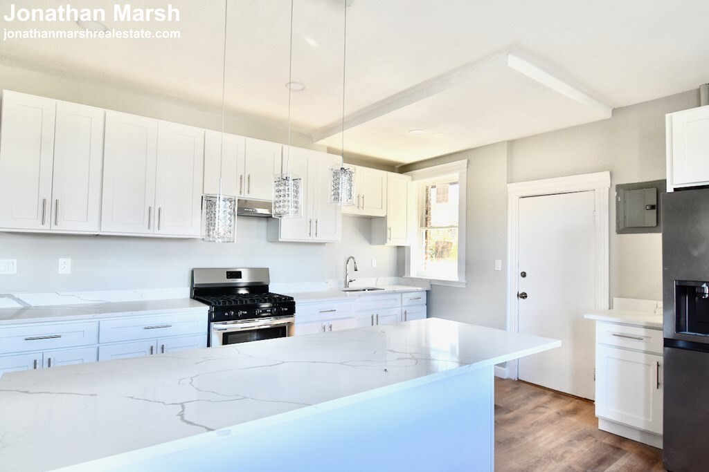 103 Homestead St, Dorchester