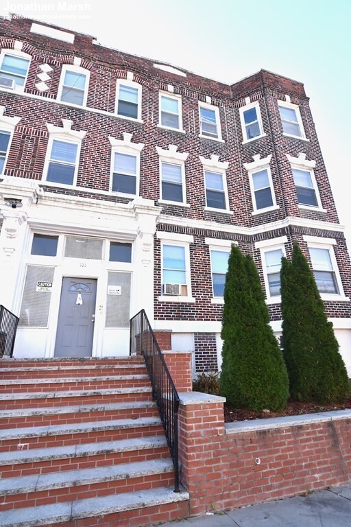 103 Homestead St, Dorchester