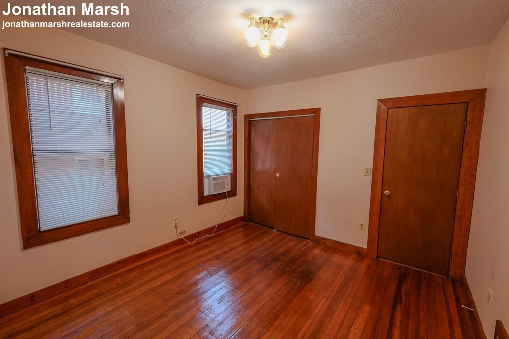 105 Savin Hill Ave, Dorchester