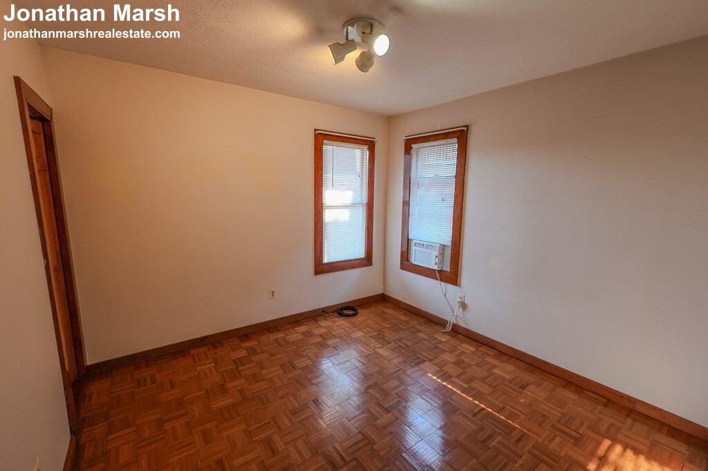 105 Savin Hill Ave, Dorchester