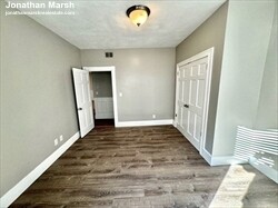 61 Gates St, South Boston