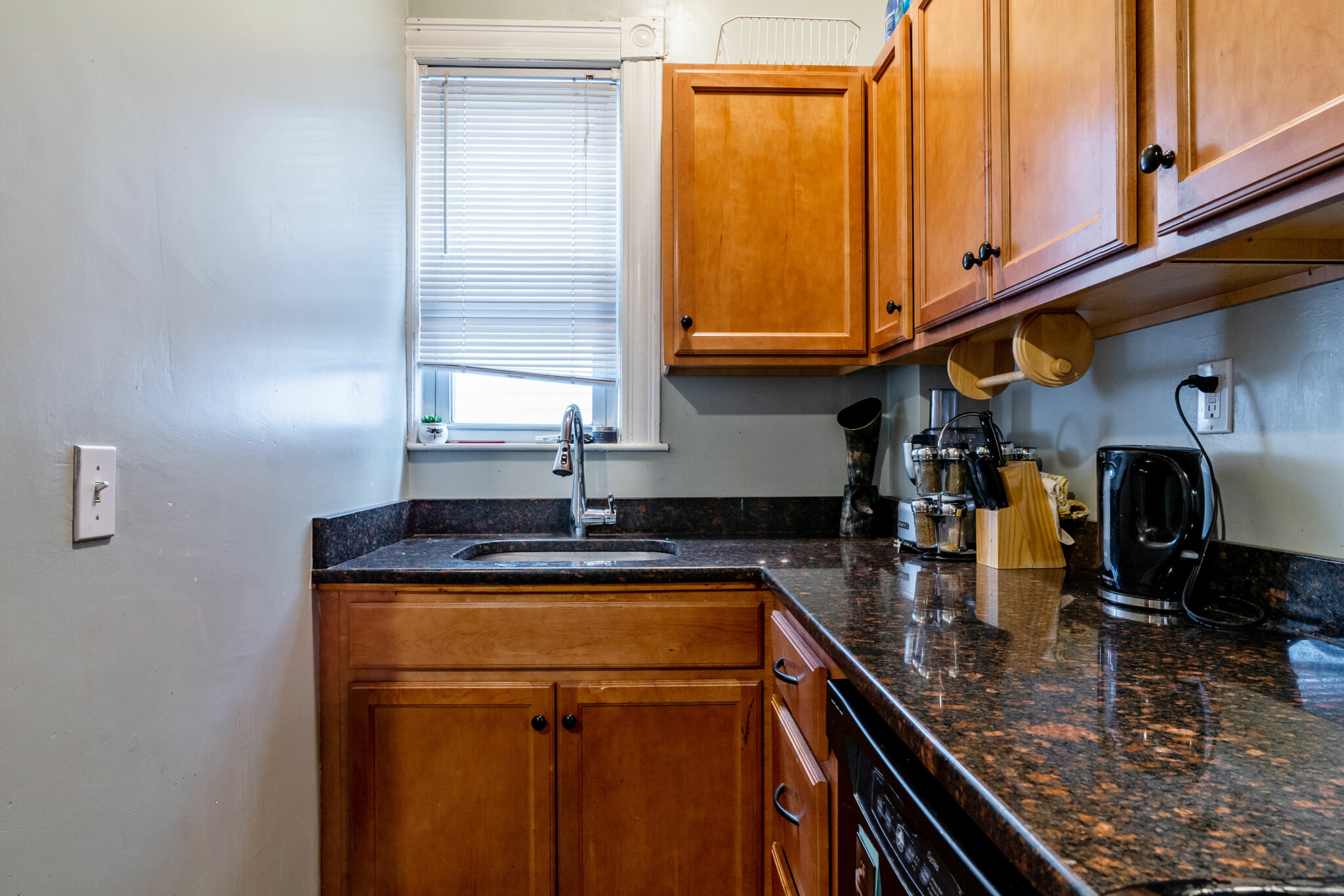 11 Reedsdale St, Allston