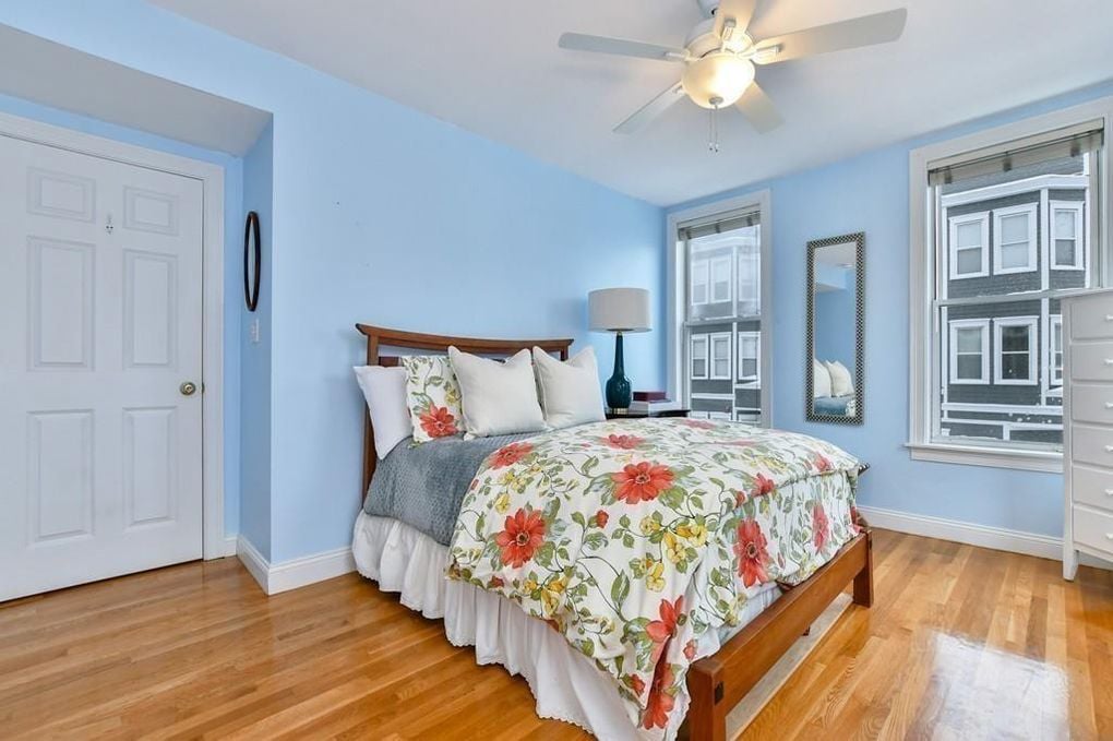 544 8th St, South Boston