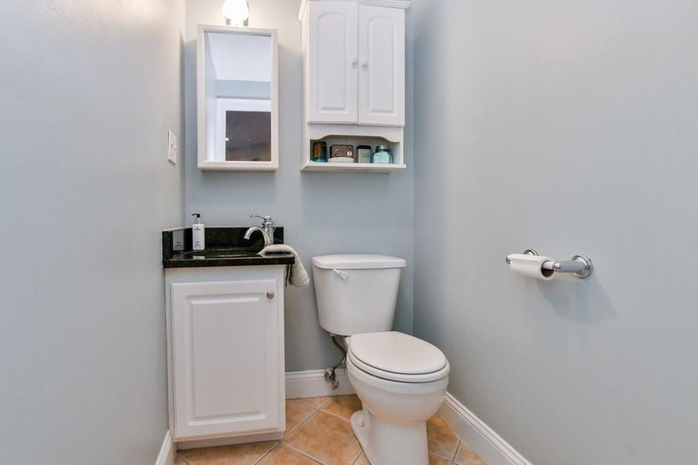 544 8th St, South Boston