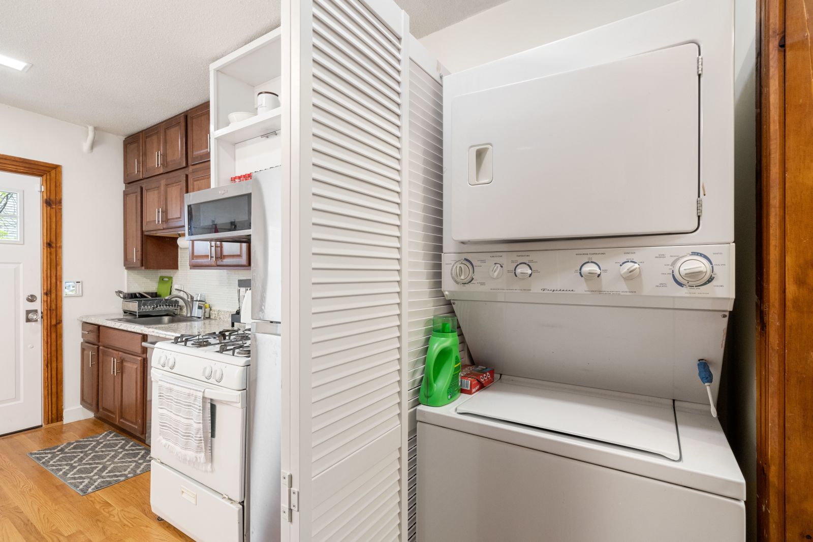 3 Nira Ave, Jamaica Plain