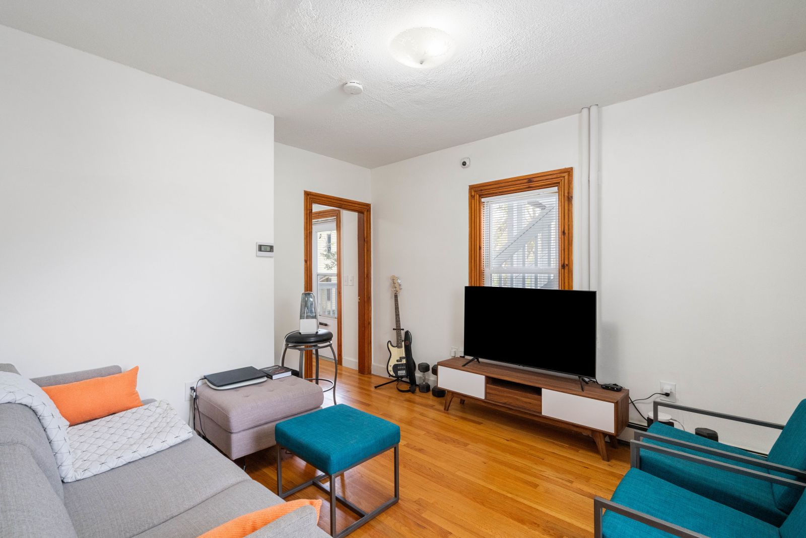 3 Nira Ave, Jamaica Plain