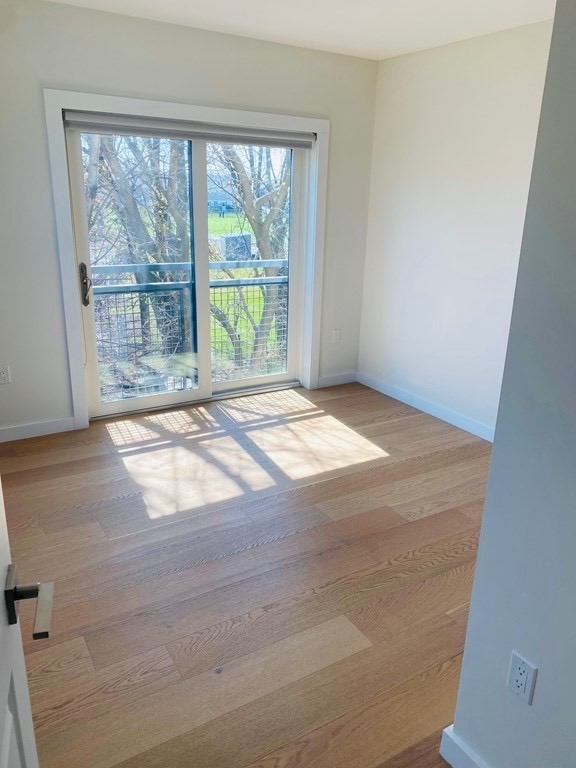 16 Boardman St, East Boston