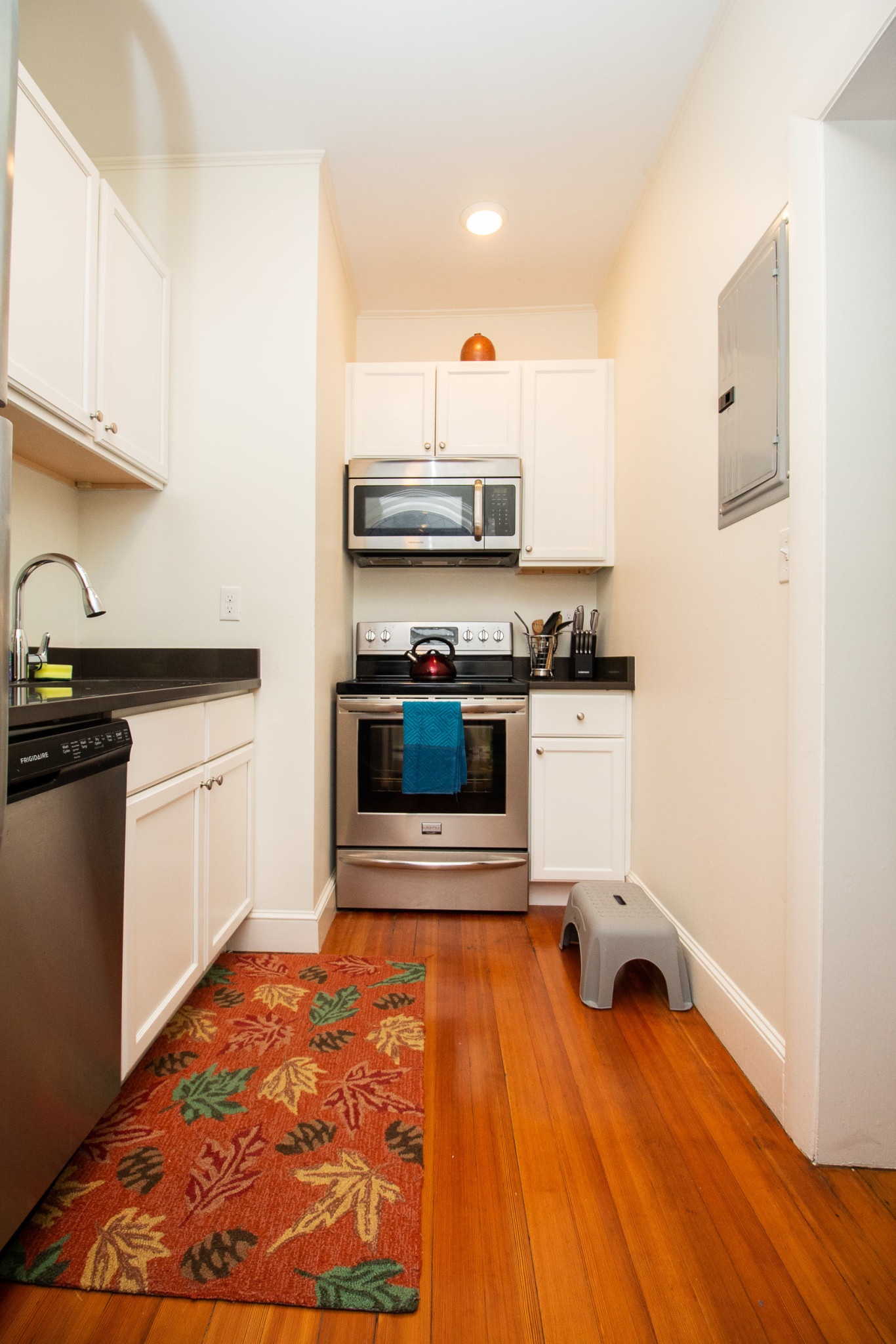 1 bed, 1 bath apartment for rent at 1871 Beacon St Unit 3A, Washington Square — photo 23 of 28