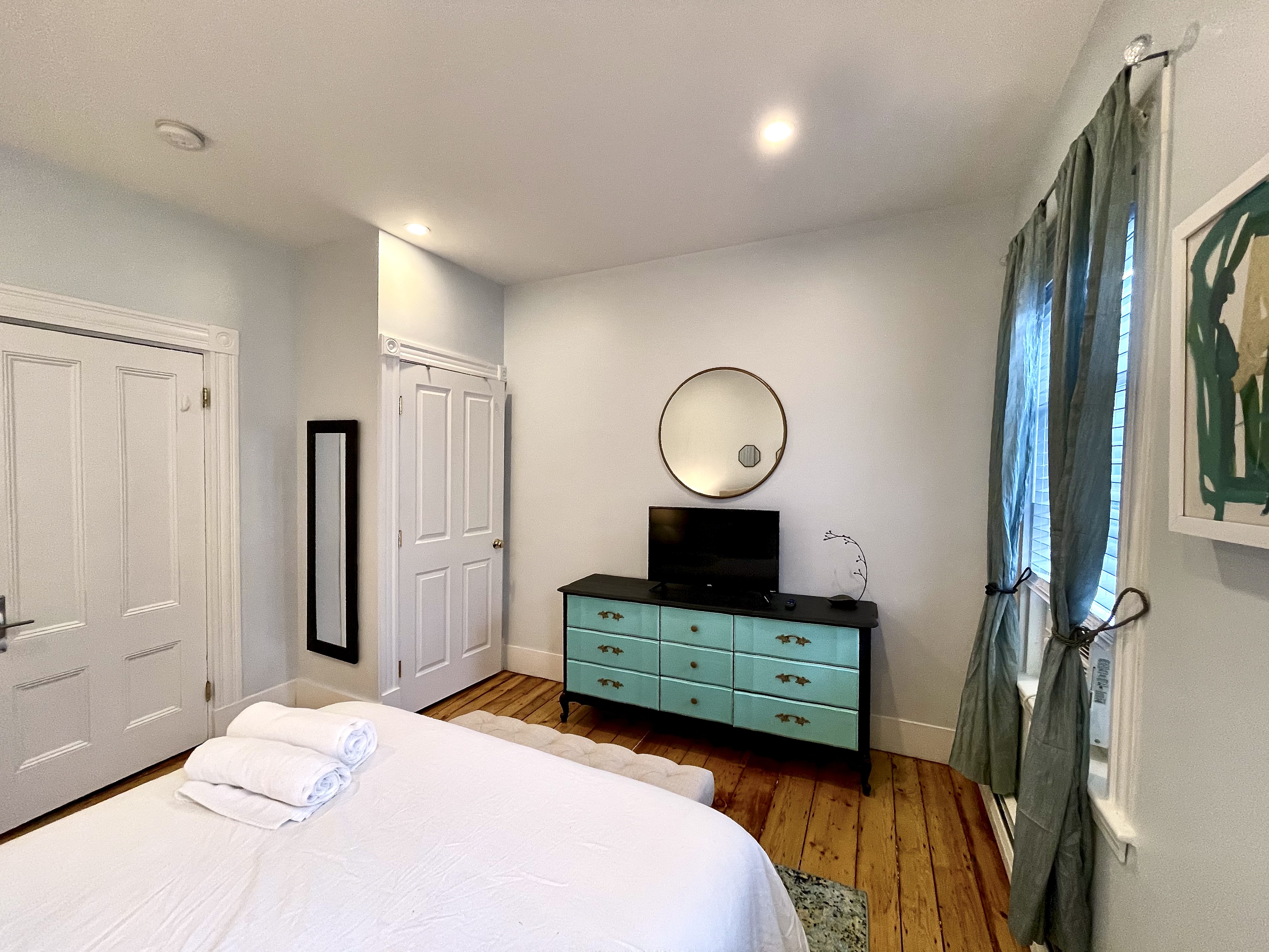 322 1/2 Western Ave, Central Square