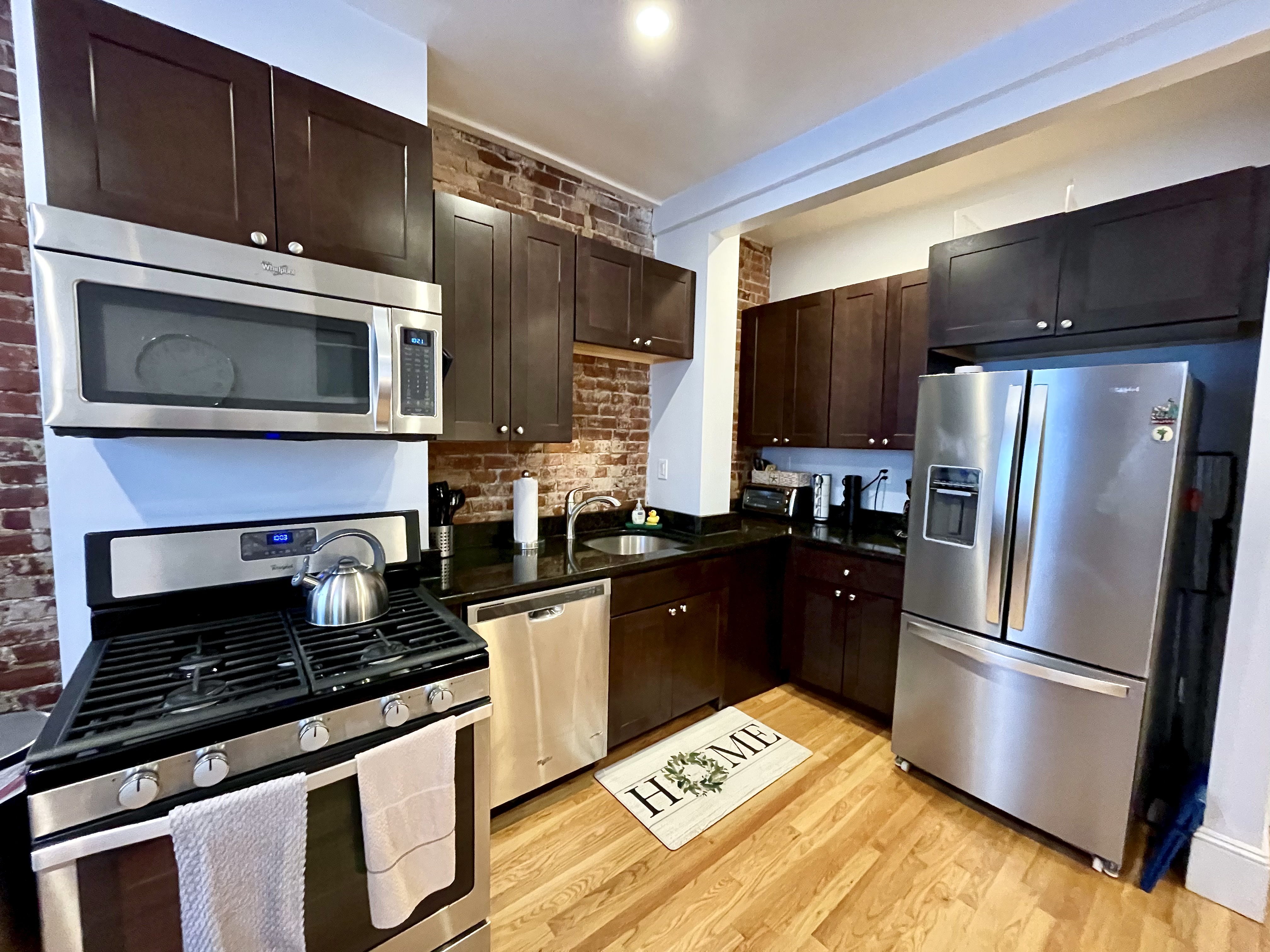 322 1/2 Western Ave, Central Square