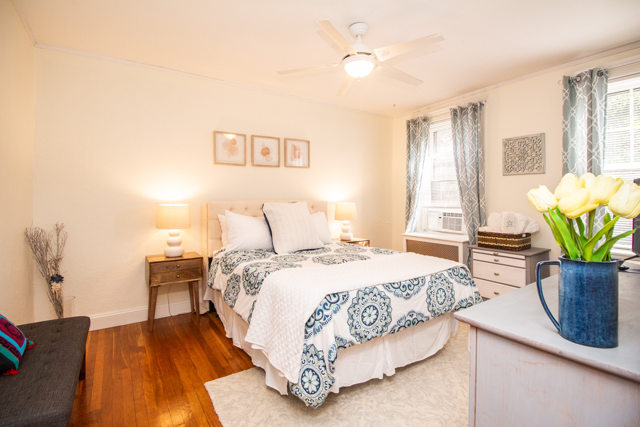 1945 Commonwealth Ave, Brighton