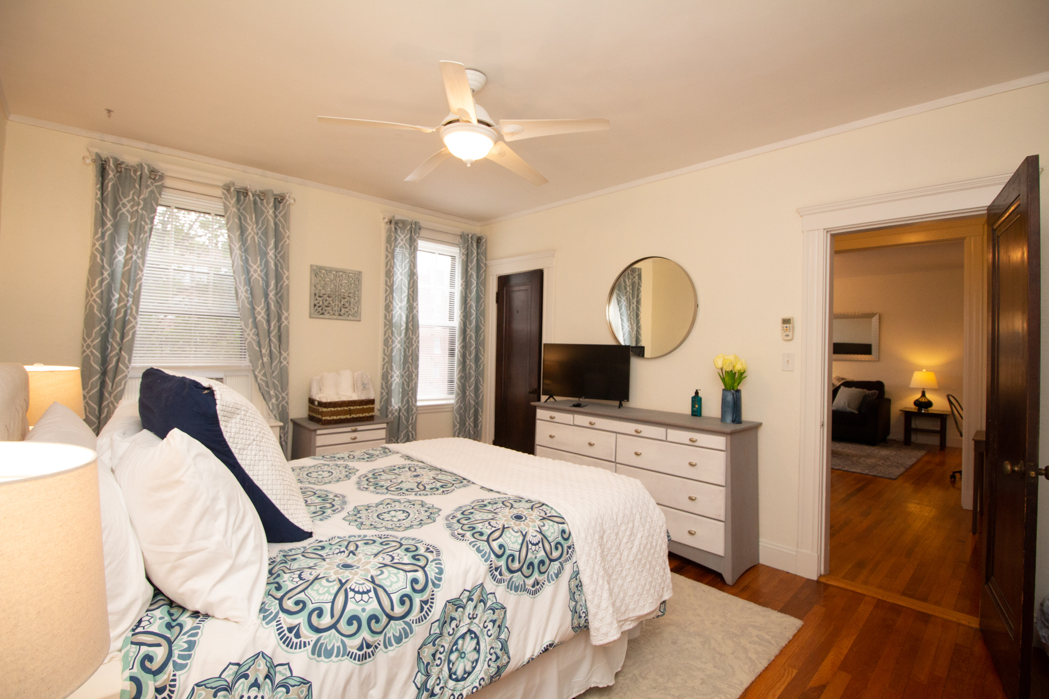 1945 Commonwealth Ave, Brighton