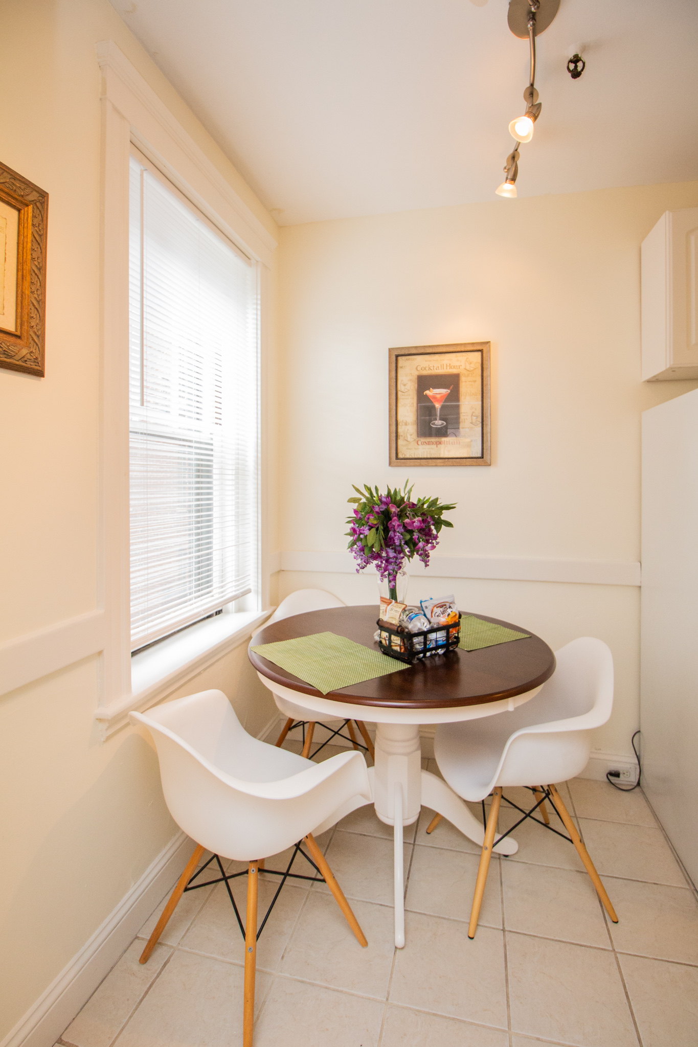 1945 Commonwealth Ave, Brighton