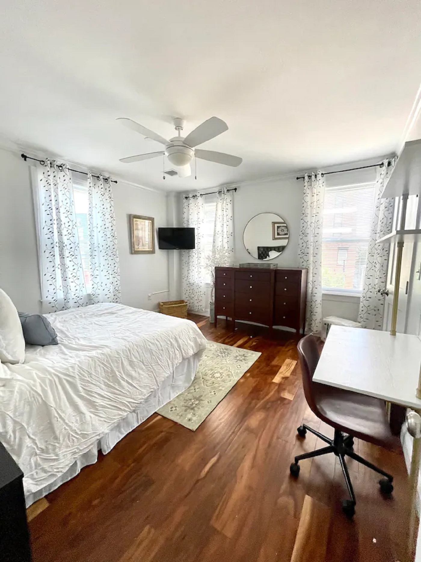 1008 Tremont St, South End