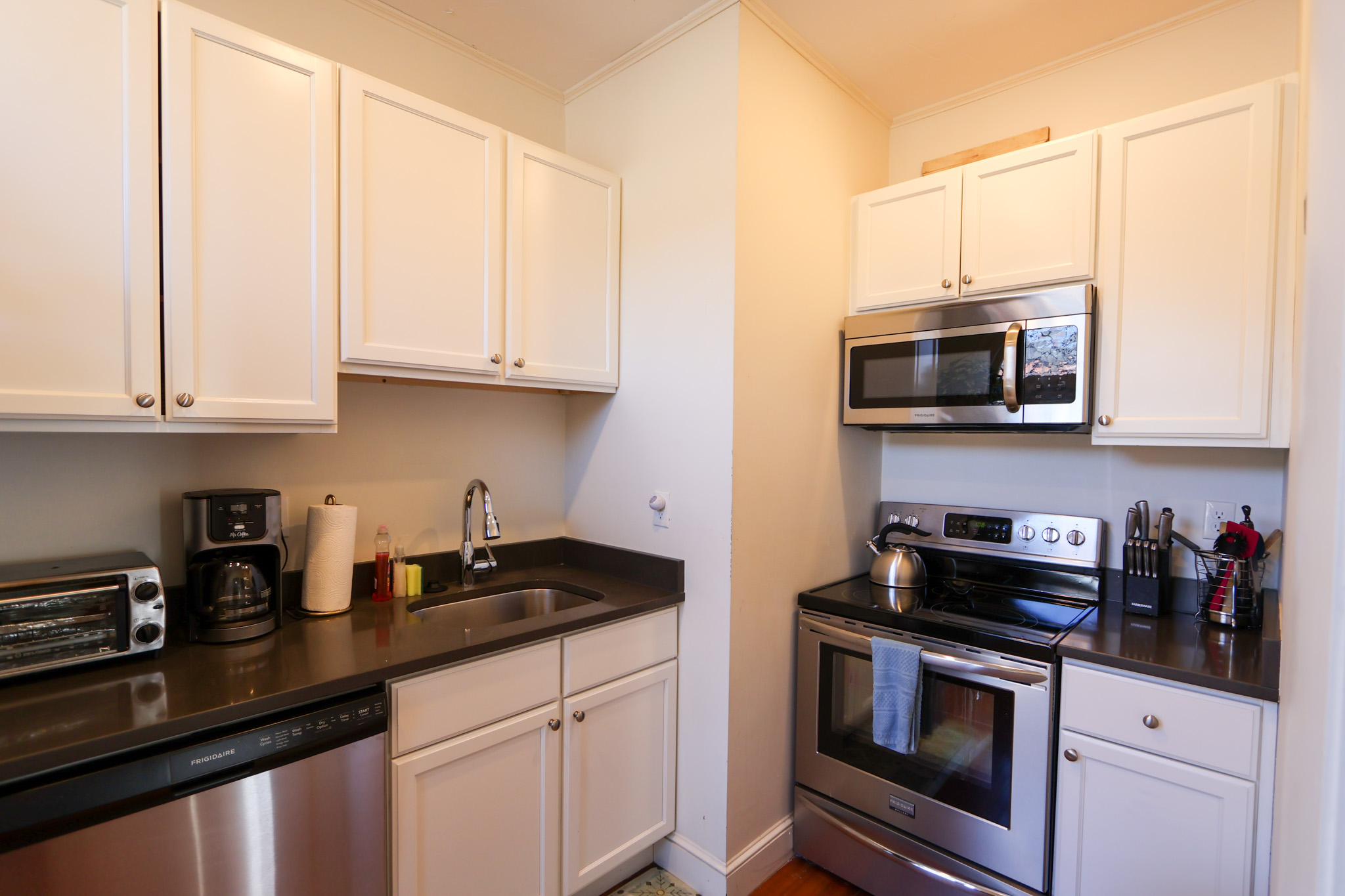 1871 Beacon St, Brookline Hills