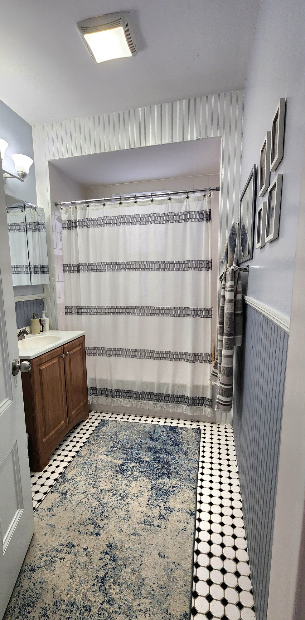 Photos of apartment on Chestnut,Brookline MA 