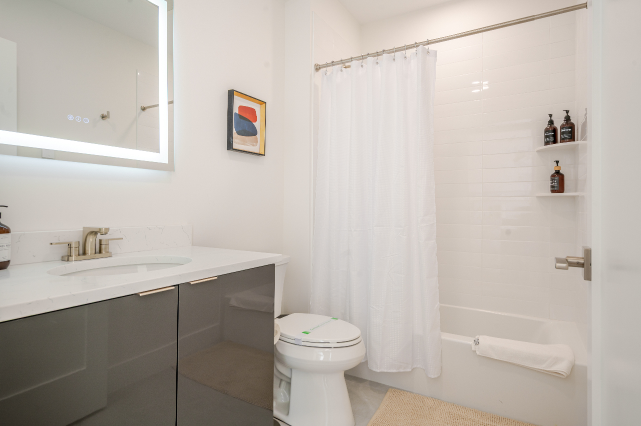 Photos of apartment on Hichborn St.,Boston MA 02135