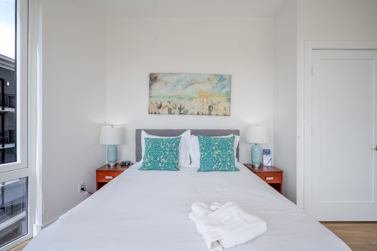 Photos of apartment on Hichborn St.,Boston MA 02135