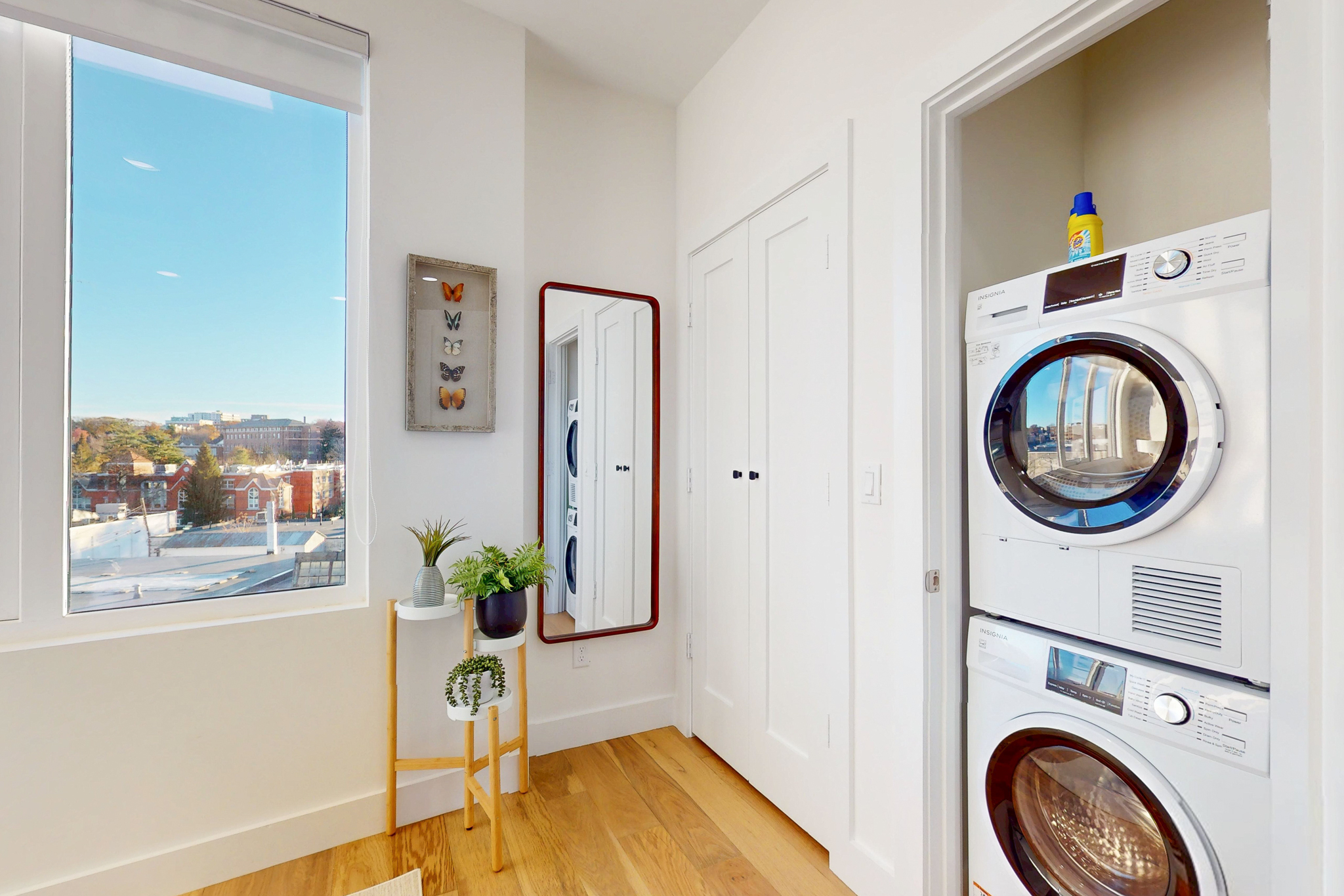 Photos of apartment on Hichborn St.,Boston MA 02135