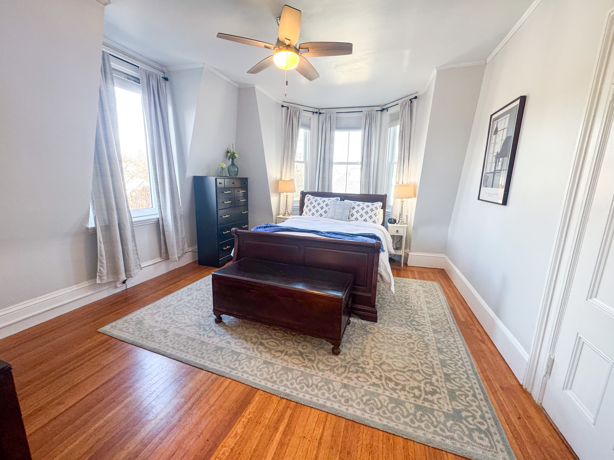 Photos of apartment on Cypress St.,Brookline MA 02445