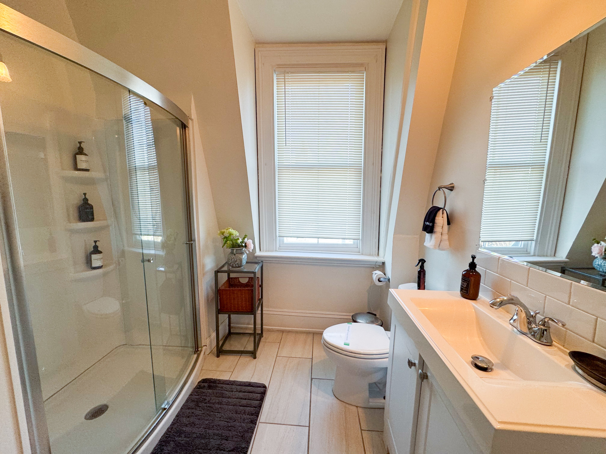 Photos of apartment on Cypress St.,Brookline MA 02445