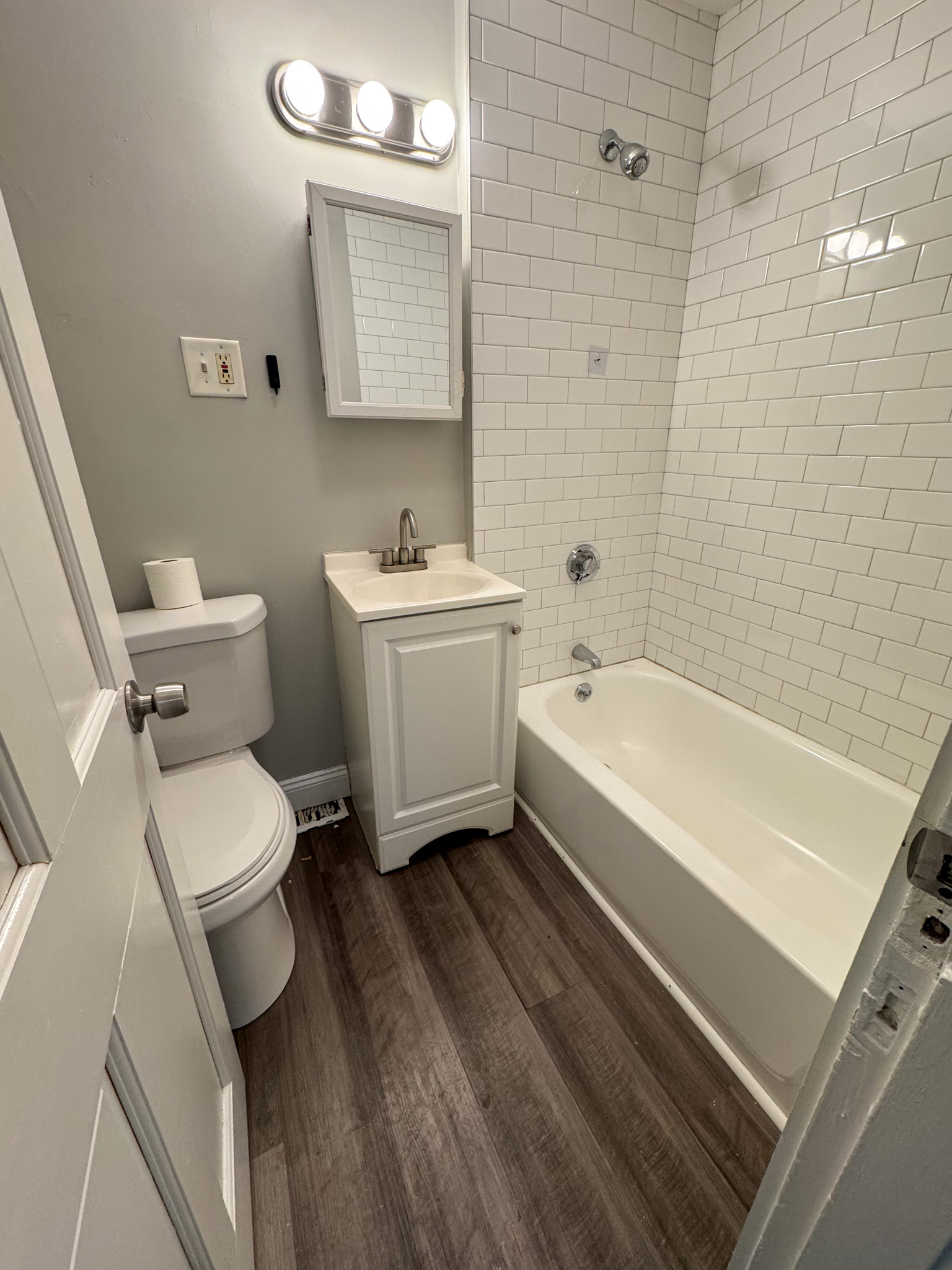 Photos of apartment on cypress,Brookline MA 