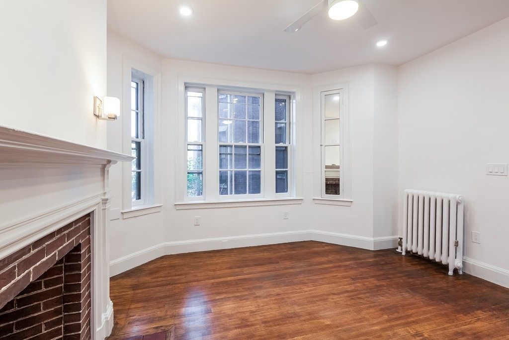 Photos of apartment on Beacon St.,Brookline MA 02446