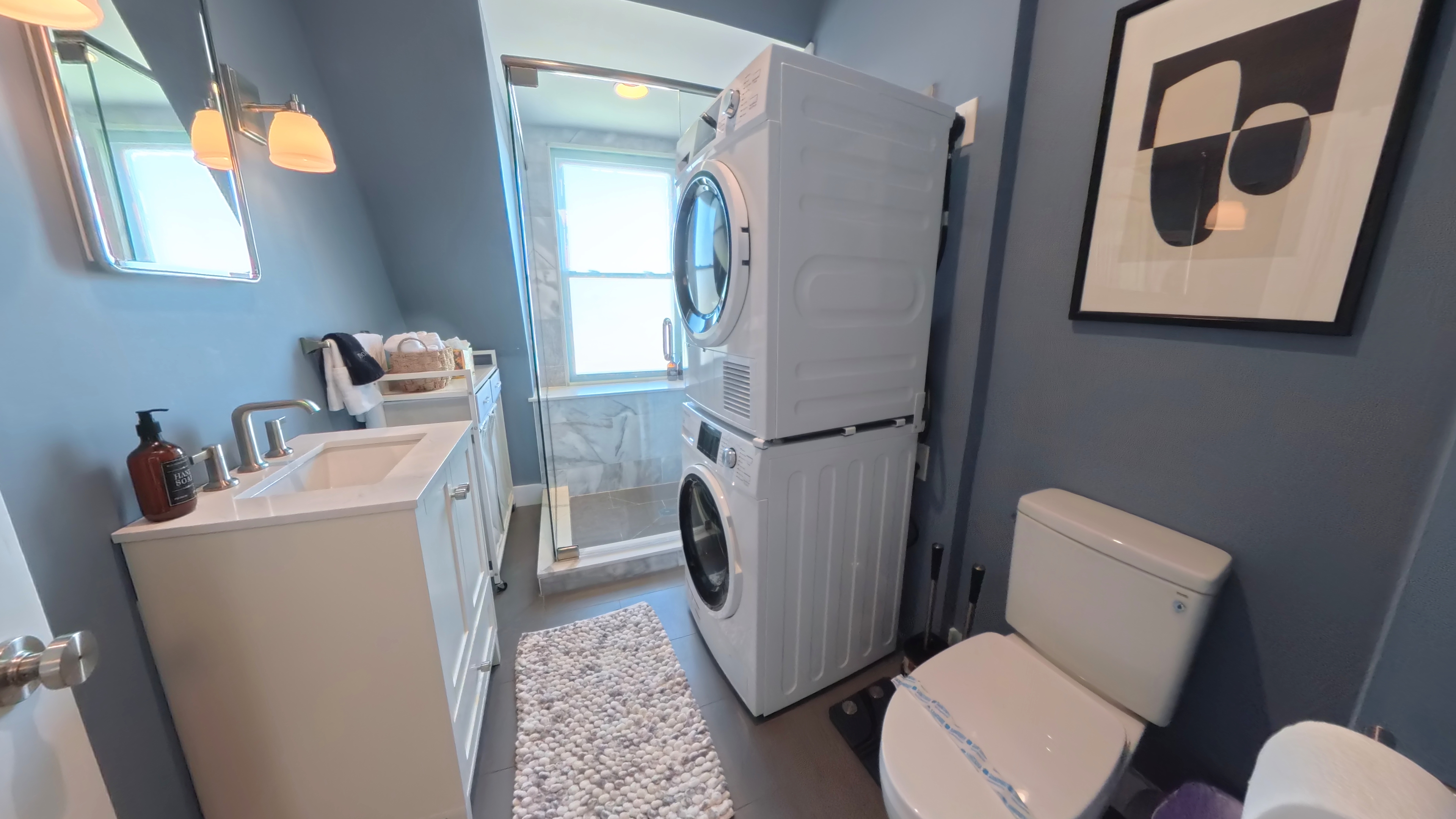 Photos of apartment on Walnut St.,Brookline MA 02445