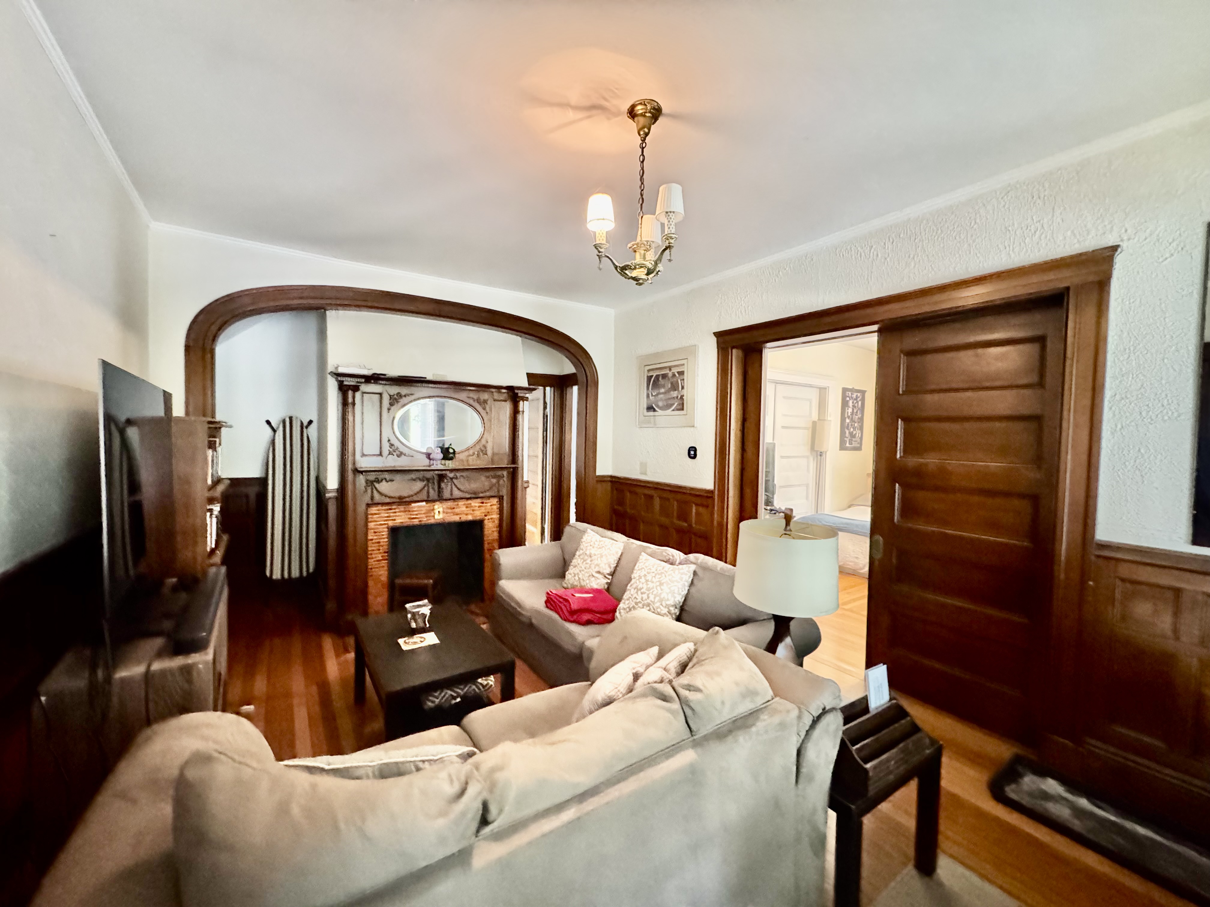 Photos of apartment on Beacon St.,Brookline MA 02446