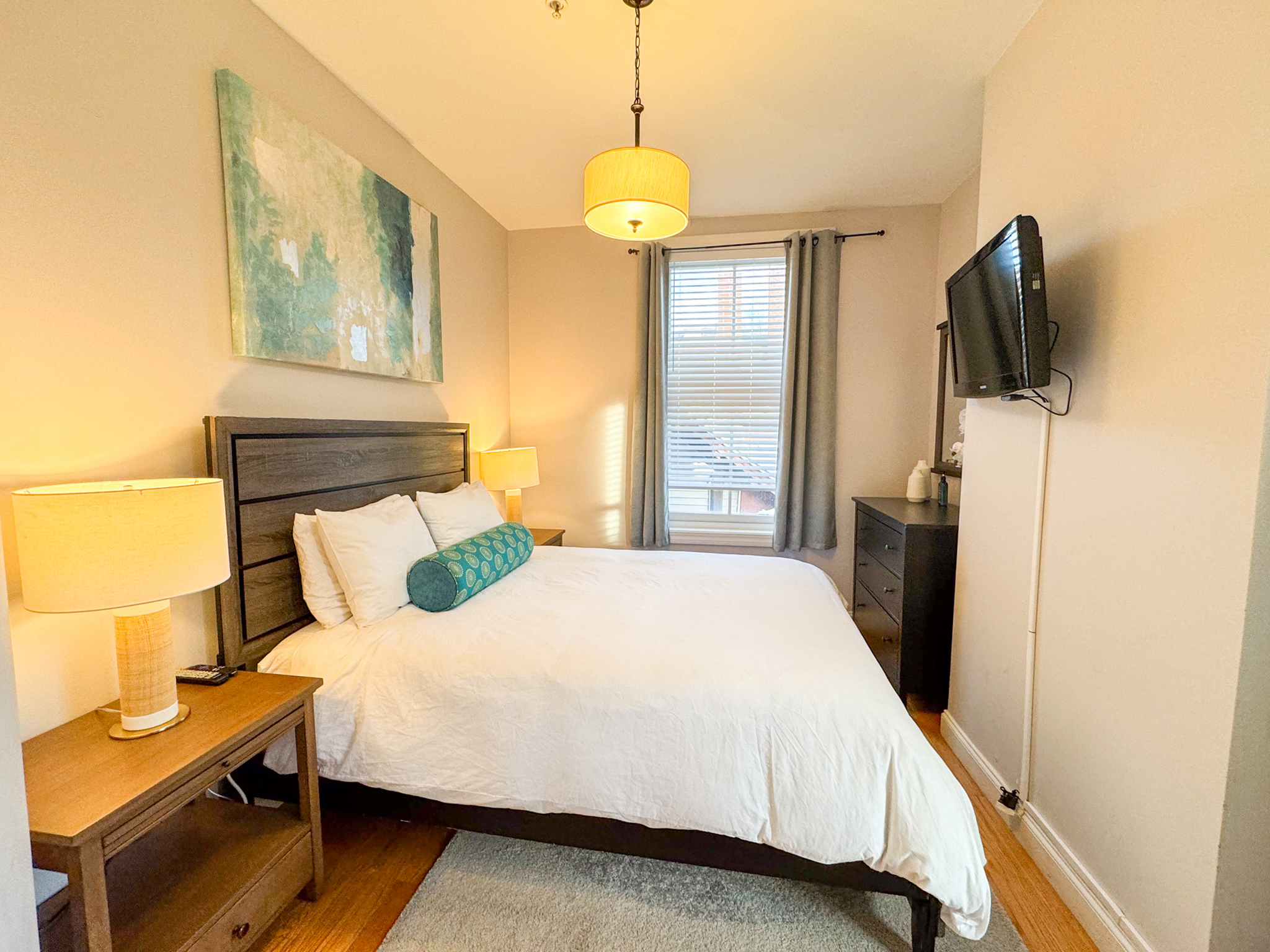 Photo 9 of 7 Harvard Sq. Unit 3B