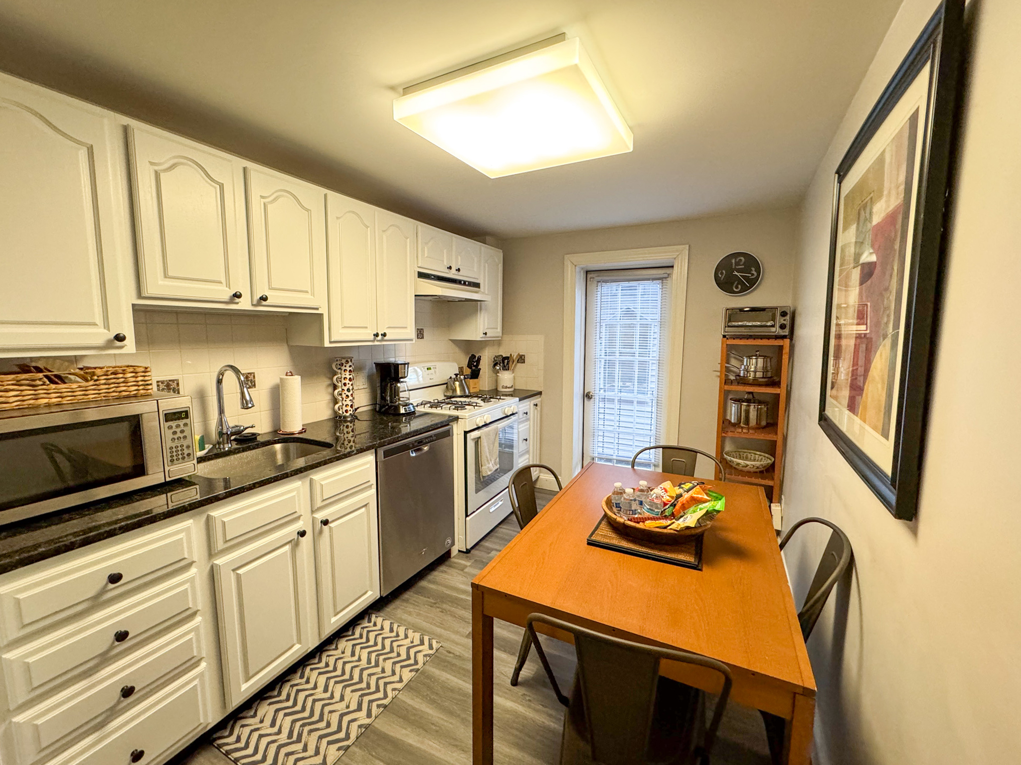 Photo 3 of 7 Harvard Sq. Unit 3B