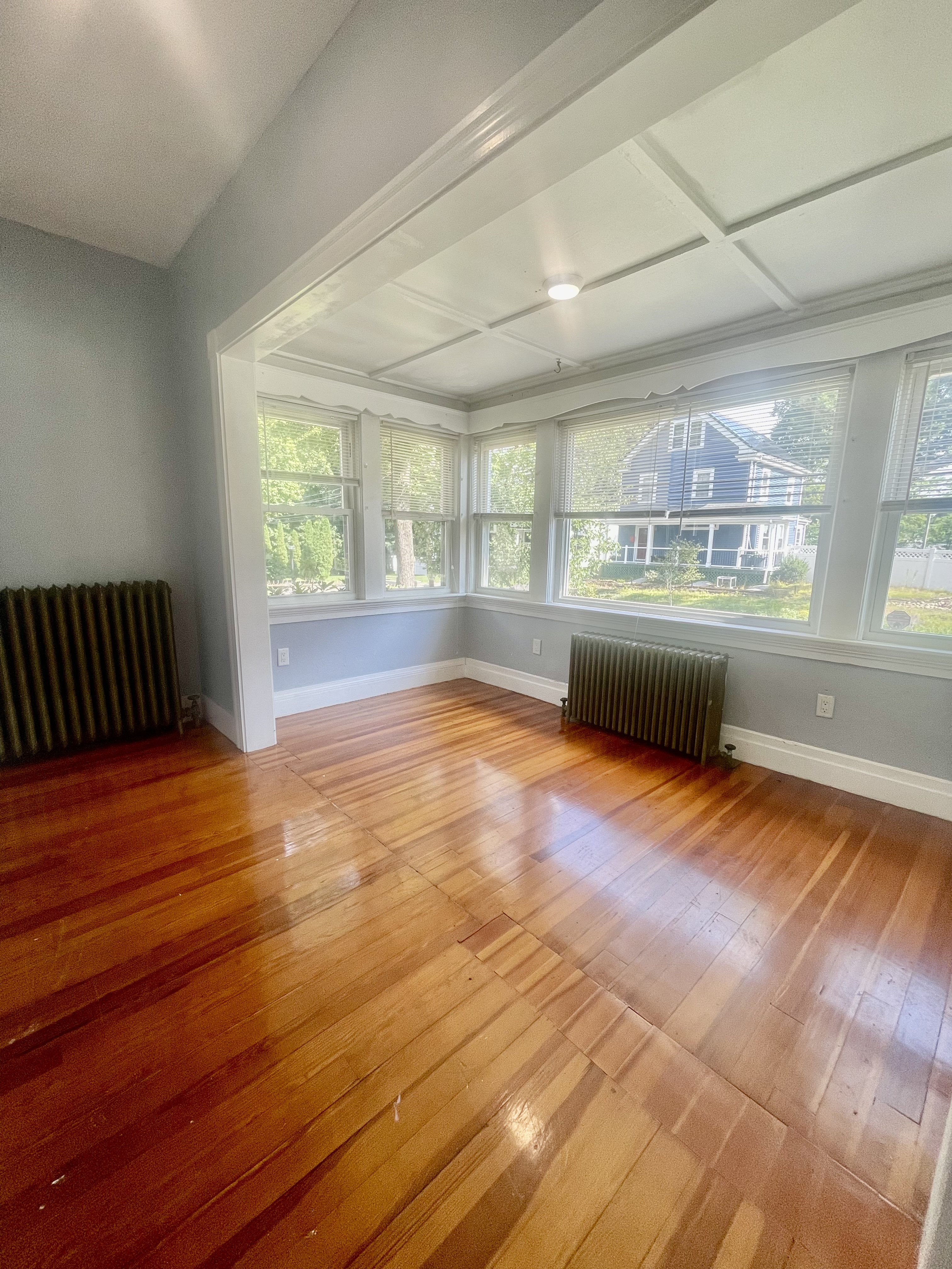 Photos of apartment on Washington St.,Newton MA 02466