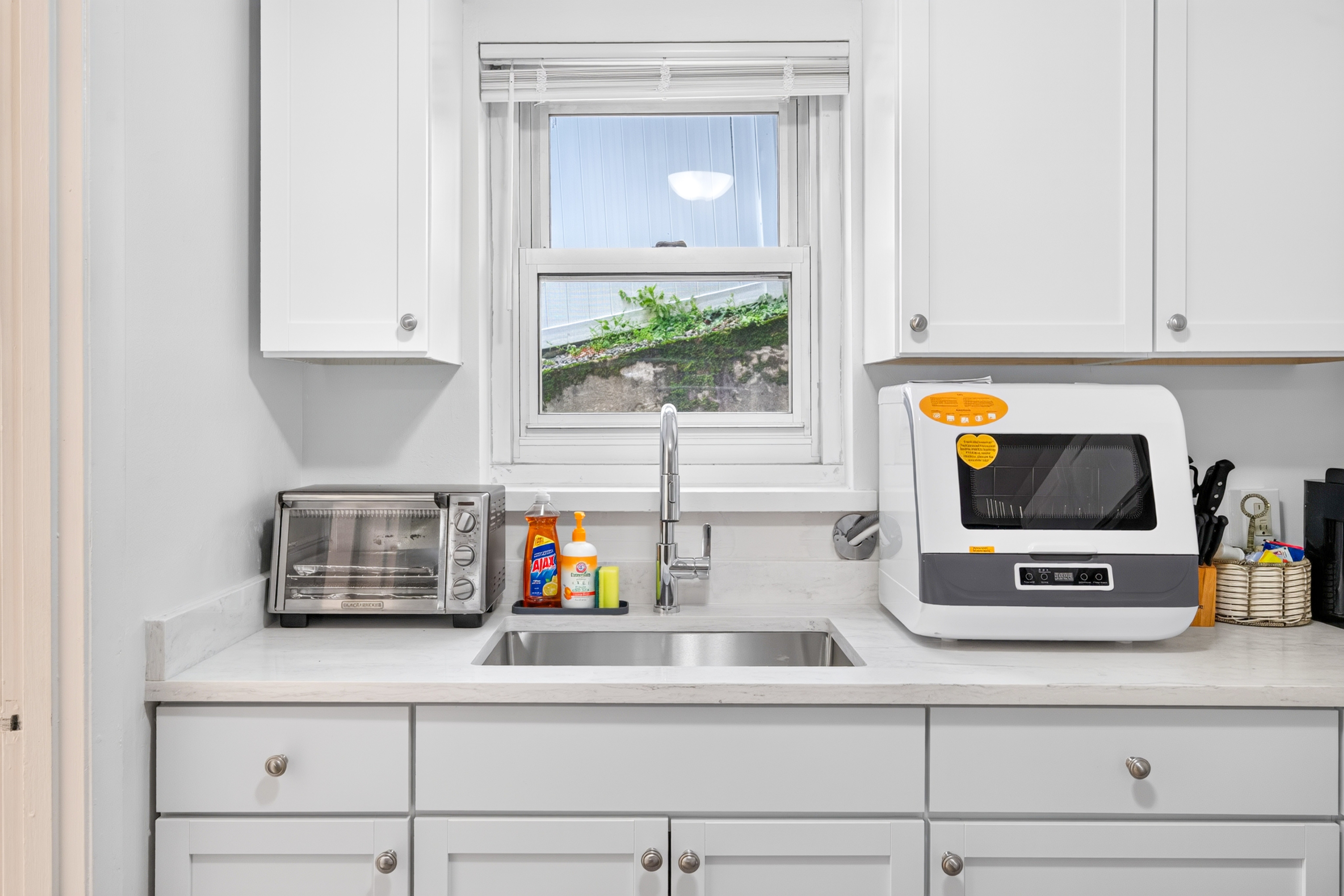 Photos of apartment on Chestnut St.,Brookline MA 02445