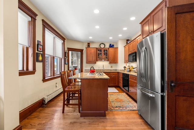 Photos of apartment on Fuller St.,Brookline MA 02446