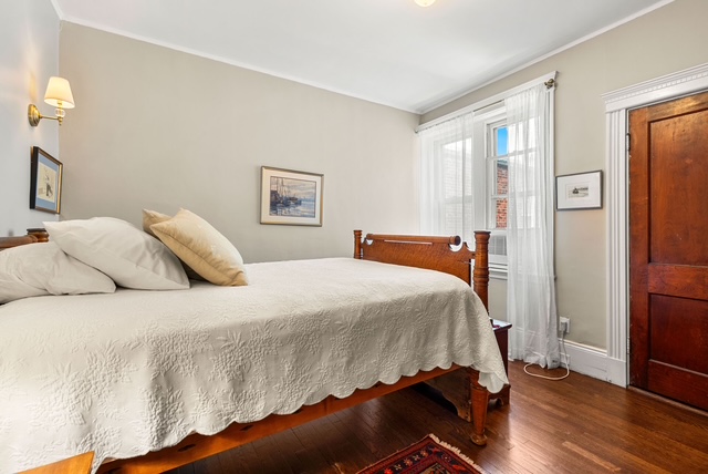 Photos of apartment on Fuller St.,Brookline MA 02446