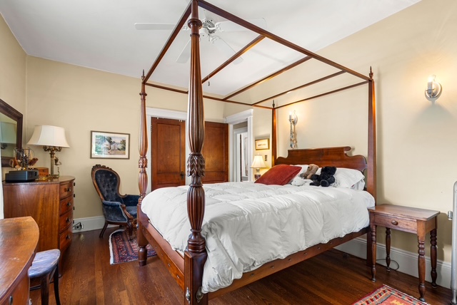 Photos of apartment on Fuller St.,Brookline MA 02446