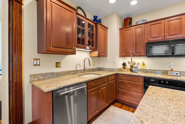 Photos of apartment on Fuller St.,Brookline MA 02446