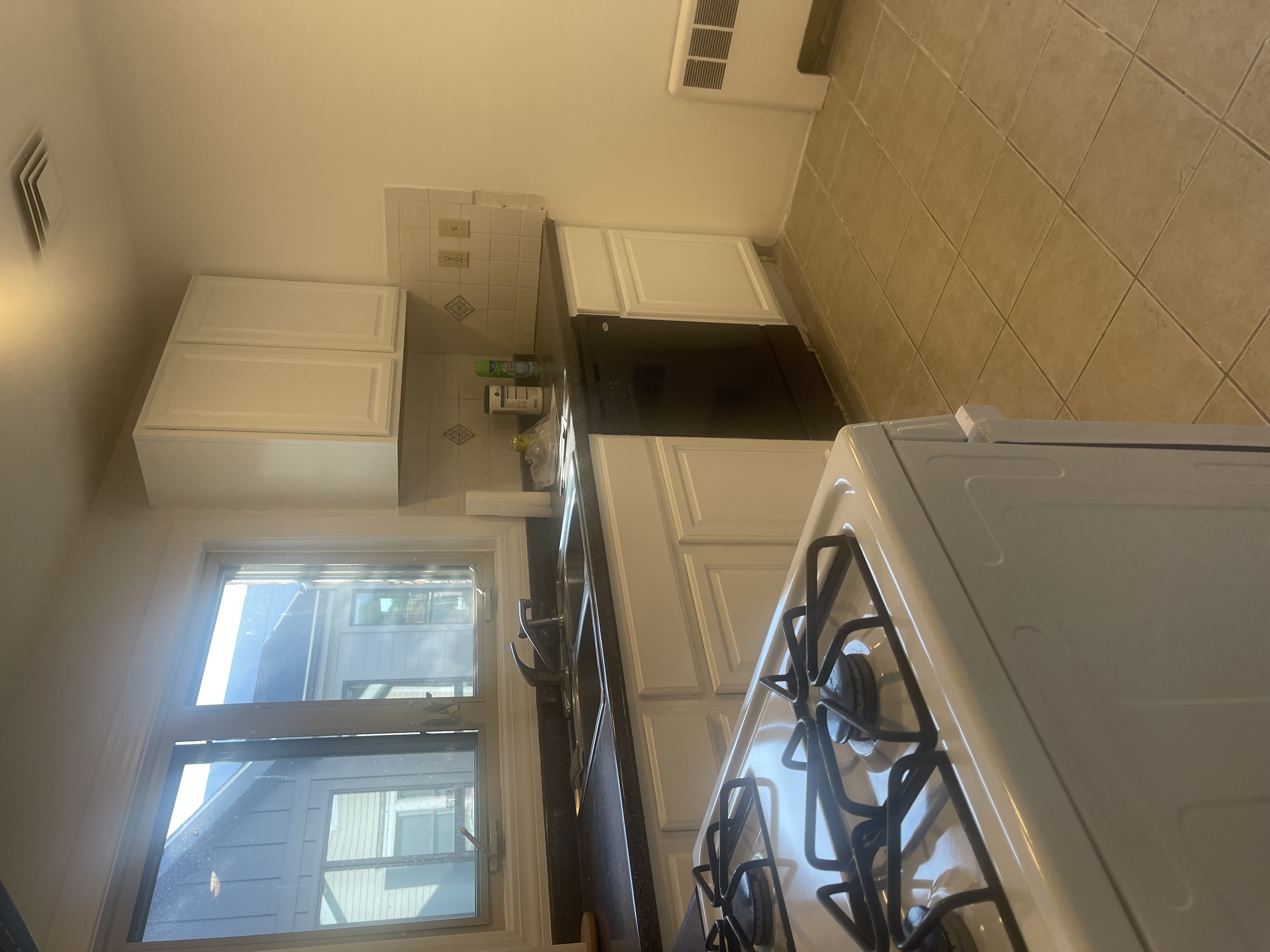 Photos of apartment on TAPPAN,Brookline MA 02446