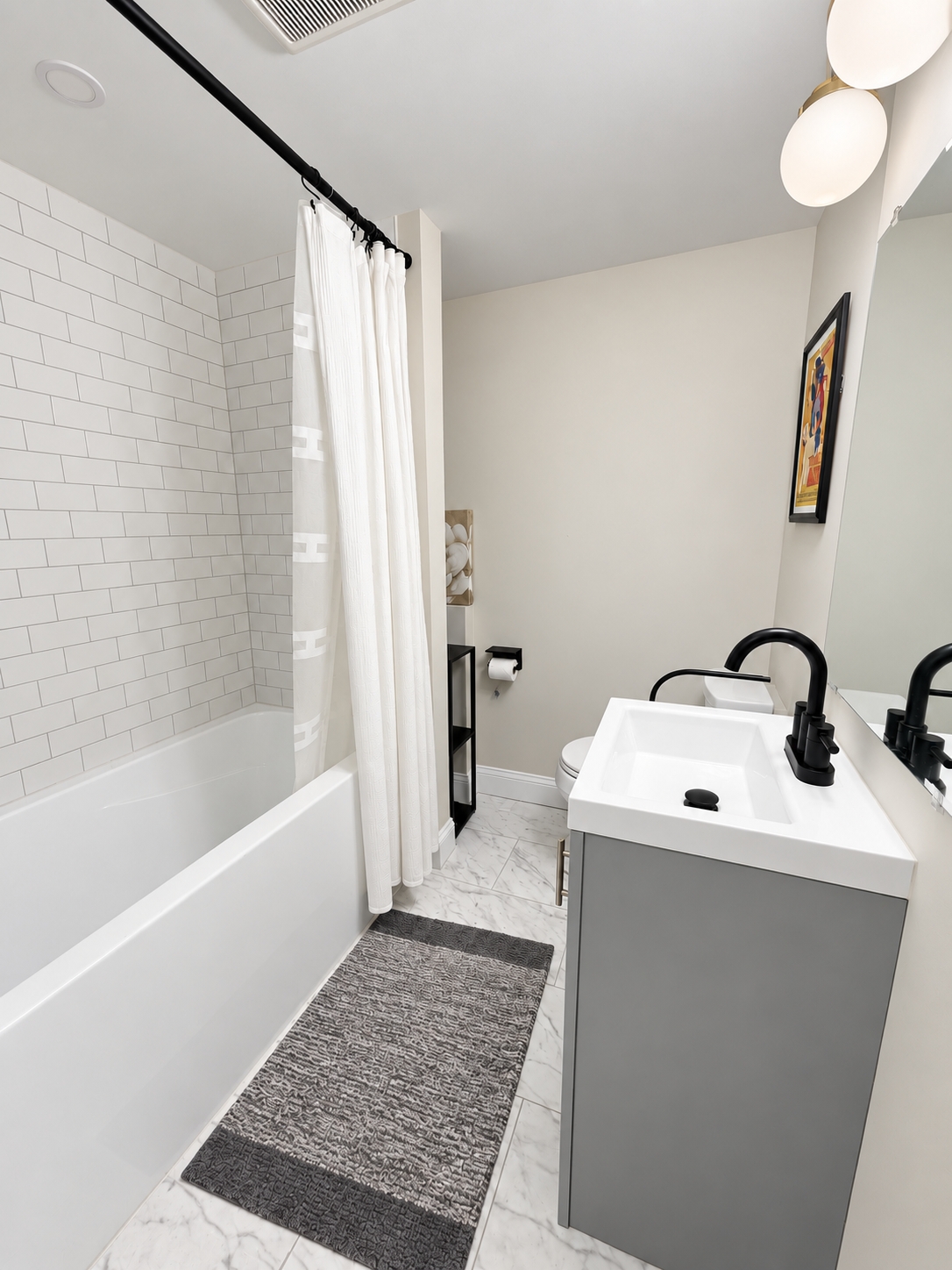 Photos of apartment on Garden Ct St.,Boston MA 02113