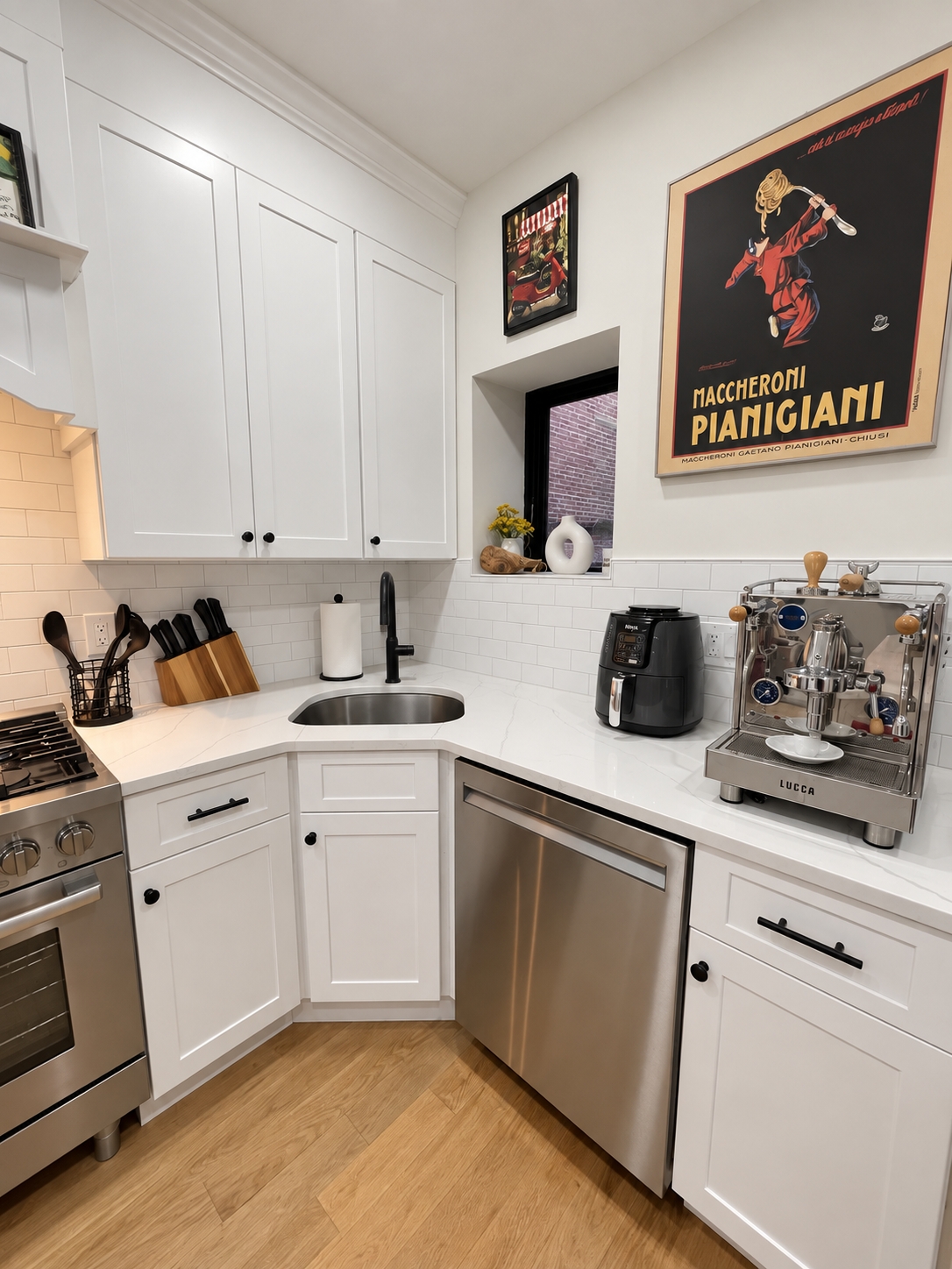 Photos of apartment on Garden Ct St.,Boston MA 02113