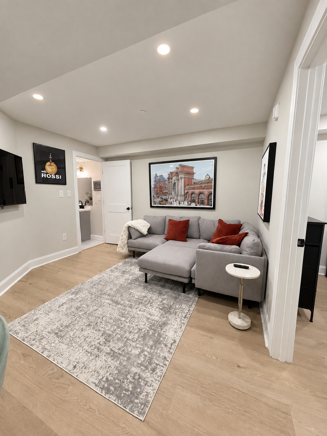 Photos of apartment on Garden Ct St.,Boston MA 02113
