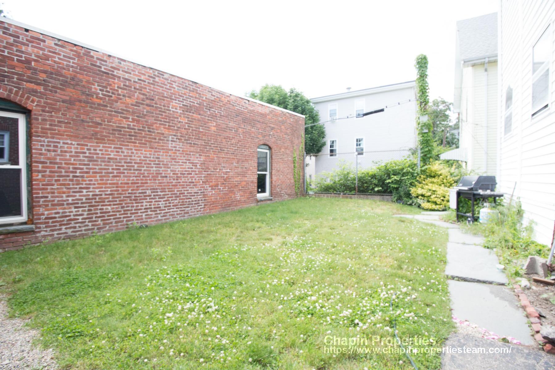 Photos of apartment on Franklin,Brookline MA 02445