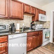 90 Kilsyth Rd, Brighton