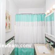 90 Kilsyth Rd, Brighton